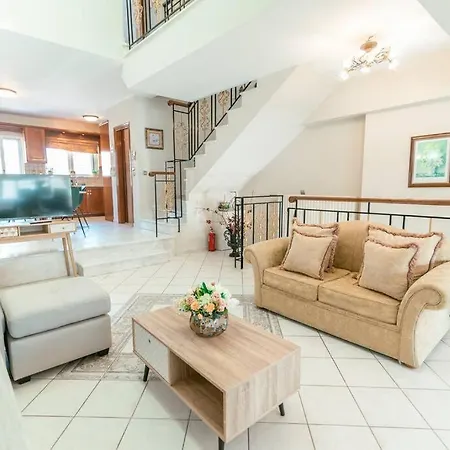 Διαμέρισμα Rena's Center House