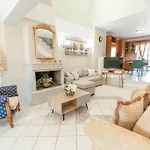 Apartamento Rena's Center House *