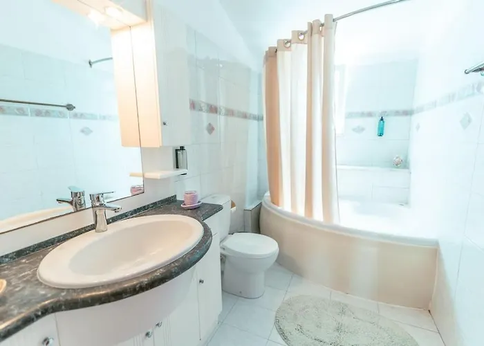 Rena's Center House Apartman Kosz