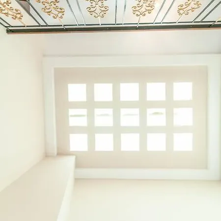 公寓 Rena's Center House *