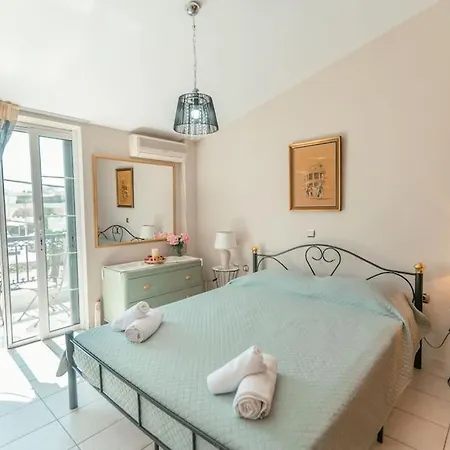 Rena's Center House Apartment Kos Town