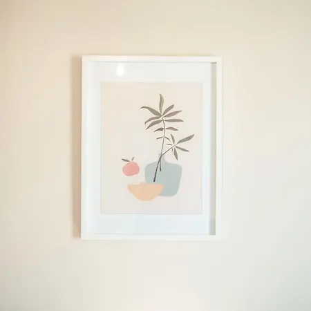 Rena's Center House Apartment *