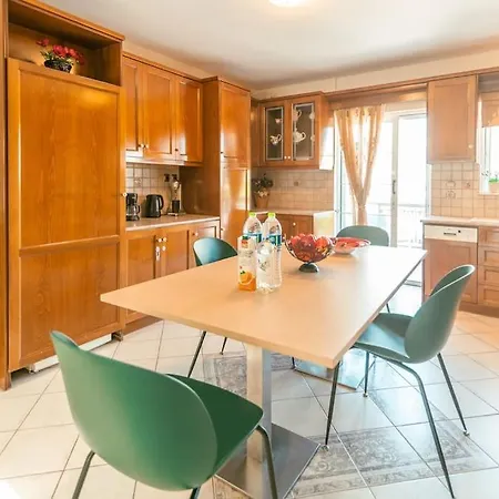 Apartment Rena's Center House Kos Town